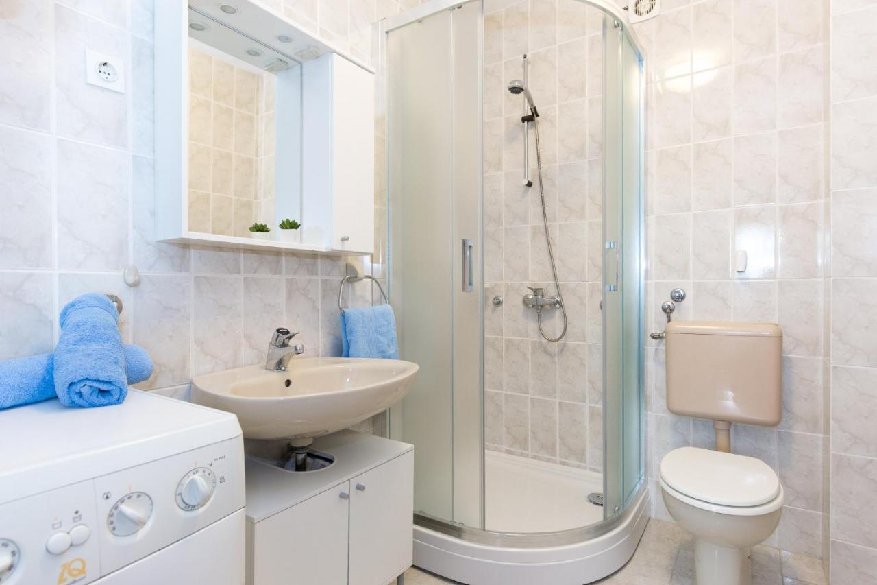 Adora Appartement Krk Town Buitenkant foto