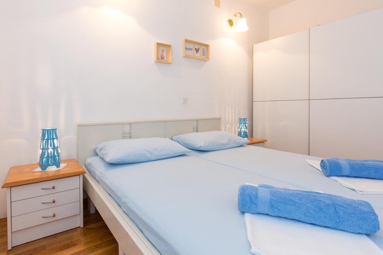Adora Appartement Krk Town Buitenkant foto